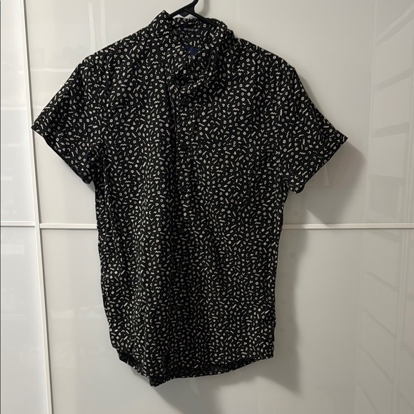 A&E Men's Black 90’s Patterned Shirt - Picture 1 of 4